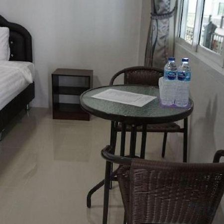 Oyo 75394 Sakthong Grand Hotel Chiang Khong Εξωτερικό φωτογραφία