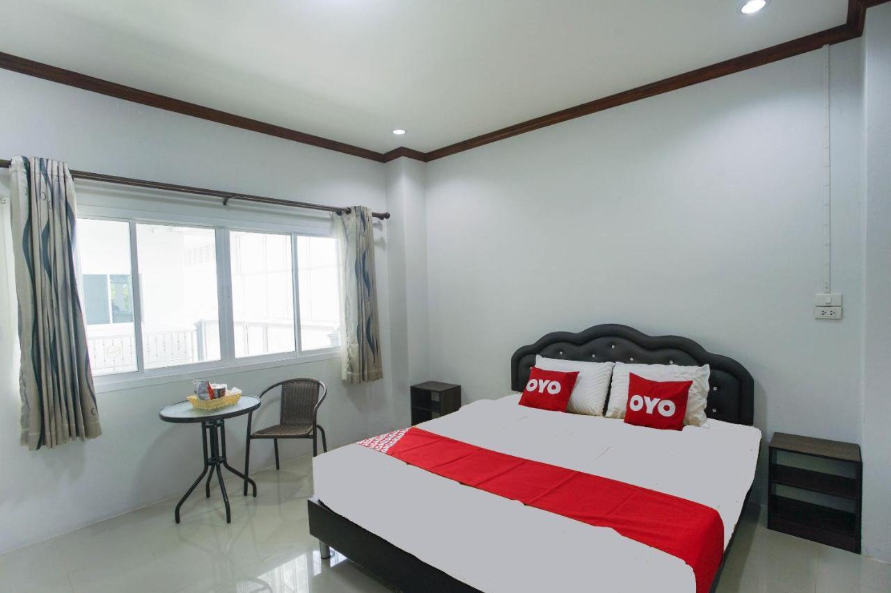 Oyo 75394 Sakthong Grand Hotel Chiang Khong Εξωτερικό φωτογραφία