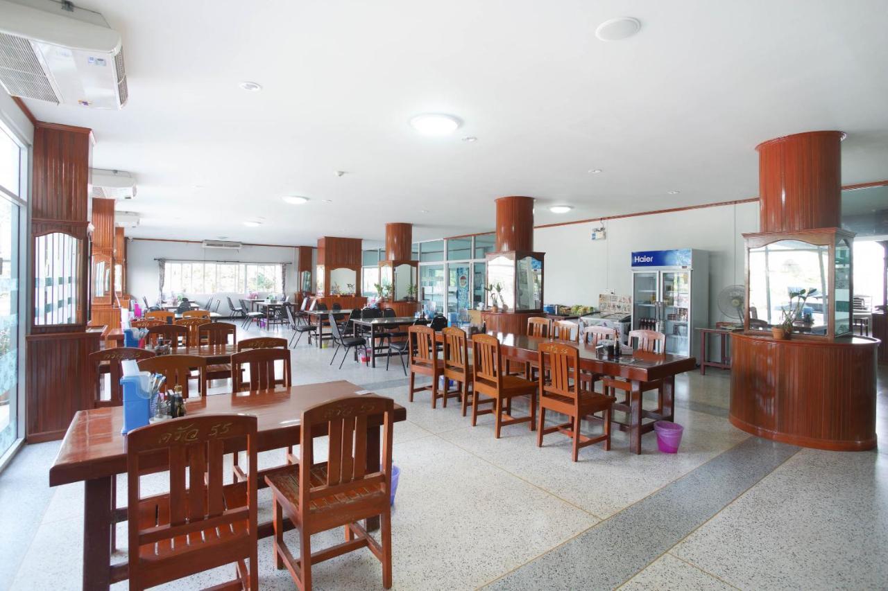 Oyo 75394 Sakthong Grand Hotel Chiang Khong Εξωτερικό φωτογραφία