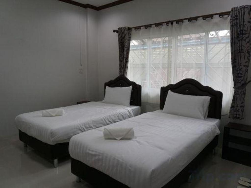 Oyo 75394 Sakthong Grand Hotel Chiang Khong Εξωτερικό φωτογραφία
