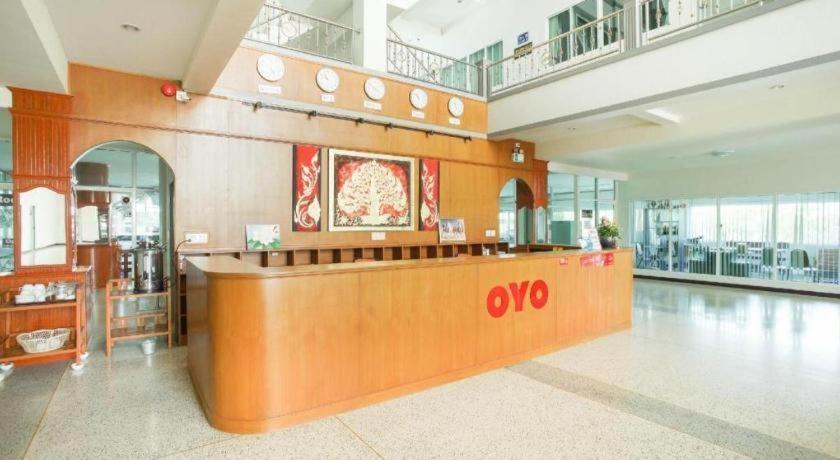 Oyo 75394 Sakthong Grand Hotel Chiang Khong Εξωτερικό φωτογραφία